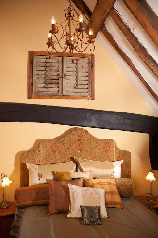 Kester House Hurst Green  Room photo